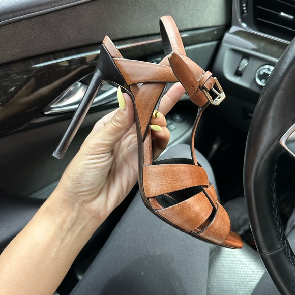 Yves Saint Laurent Tribute woven leather sandals - Picture 9 of 11